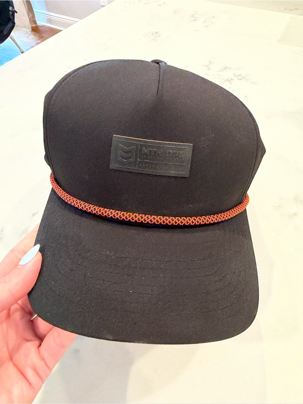 Mystery Brand Men's Black Rope-Trim Cap